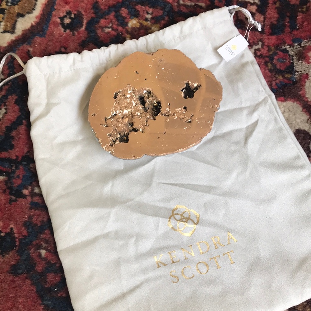 Kendra Scott decorative geode